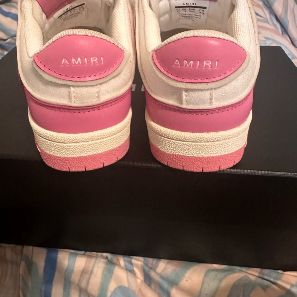 Hey I’m selling these Amiris I got the wrong size